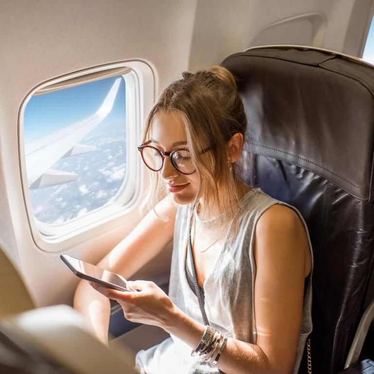 Best Ways To Stay Connected To Internet While Traveling Abroad